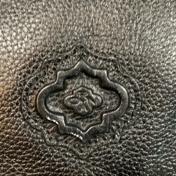 OrYANY Black Leather Large Many Pockets Crossbody Handbag Two Tassels - Picture 9 of 16